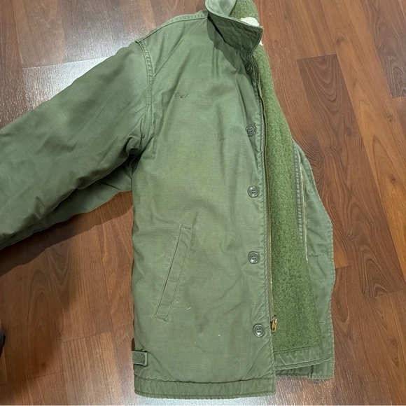 VTG 1970’s USS Navy A-2 Cold Weather Field Jacket - Picture 10 of 10